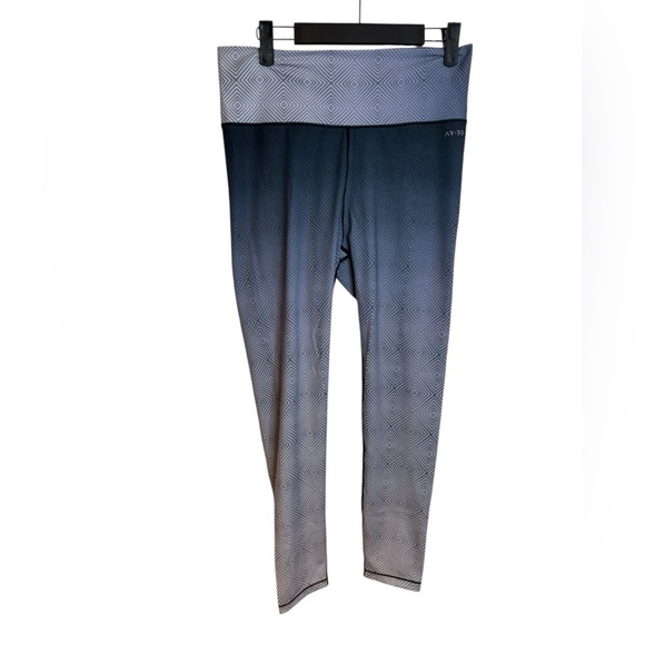 Ar-33 Alpha High Waist Ombre Active Leggings - Picture 1 of 5